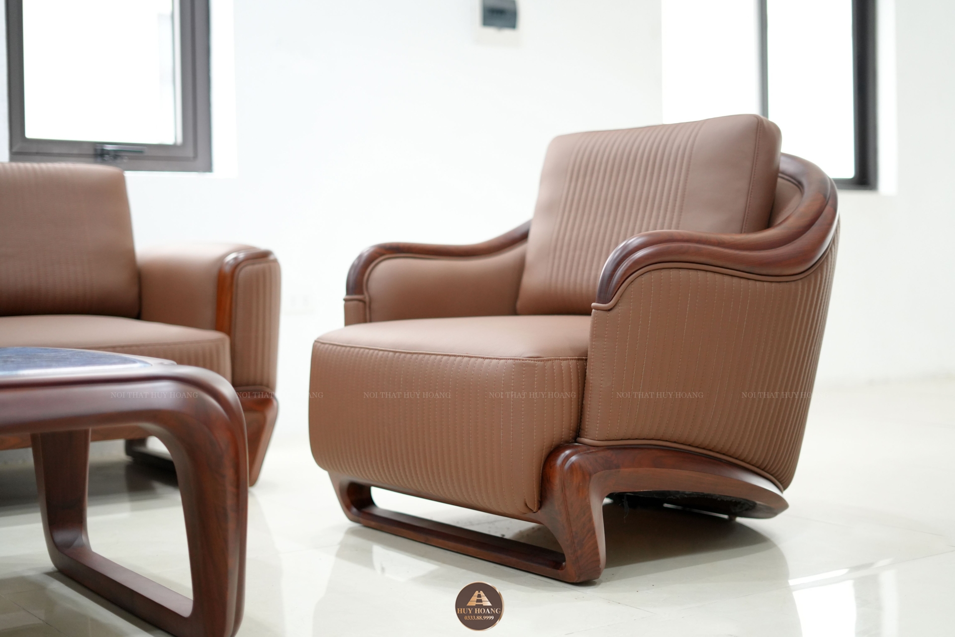 Sofa gỗ óc chó Avalon 44