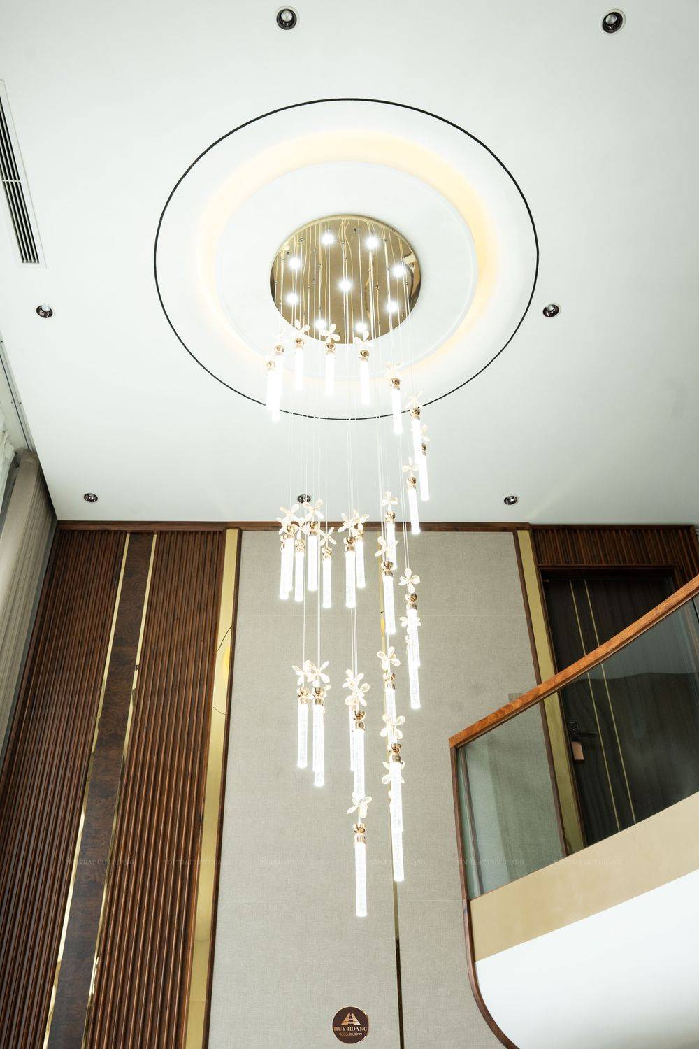 THIẾT KẾ NỘI THẤT GỖ ÓC CHÓ VILLA ĐÔNG ANH