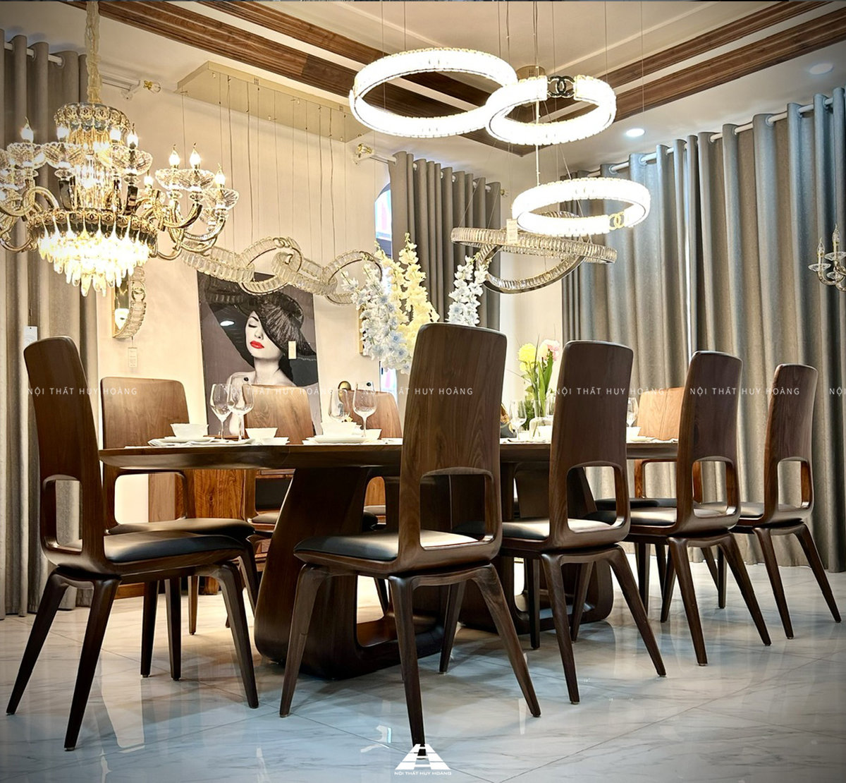 ghế ăn gỗ óc chó trong phòng ăn cao cấp