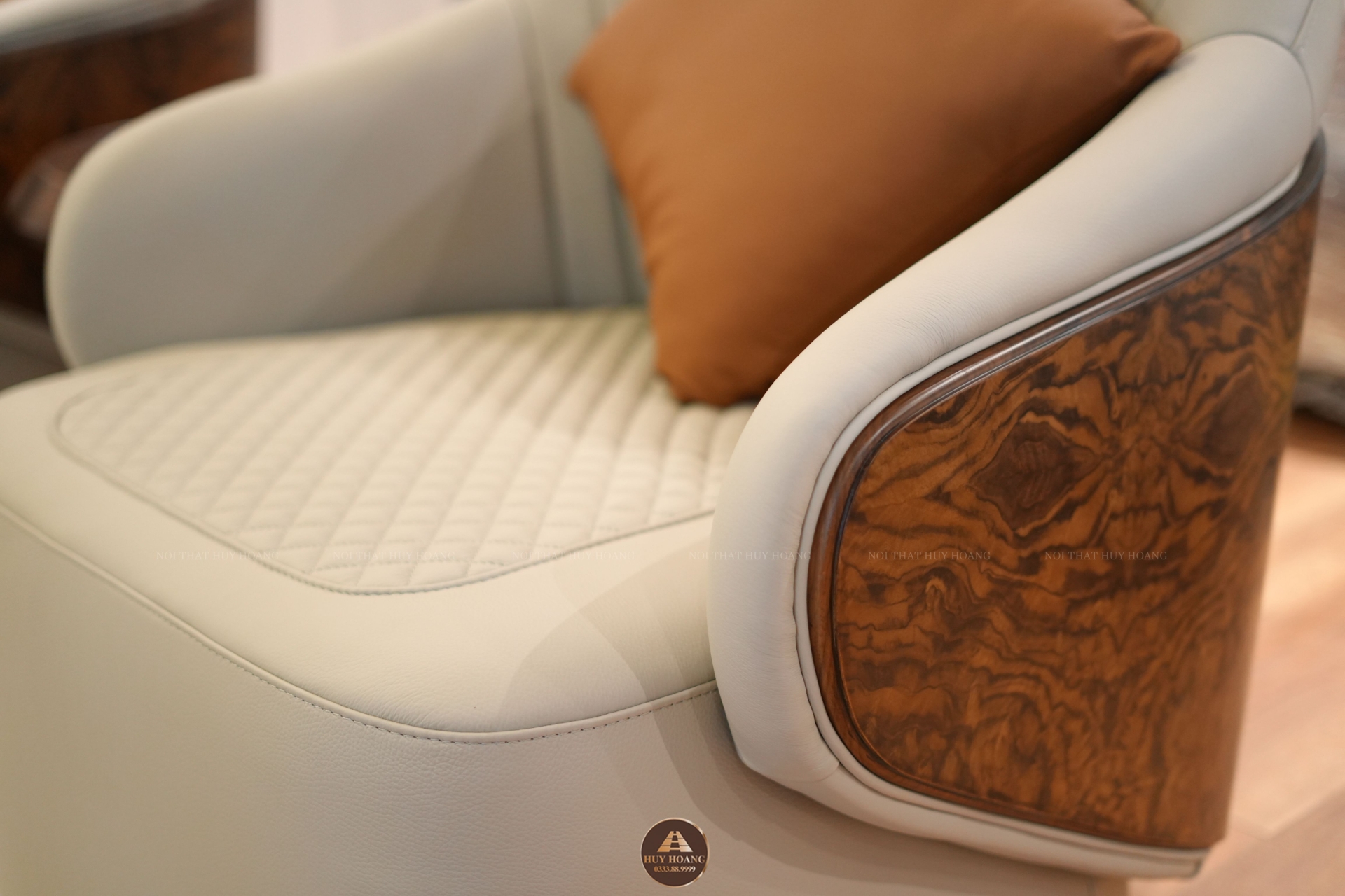 Sofa gỗ óc chó Avalon 31 cao cấp - sang trọng