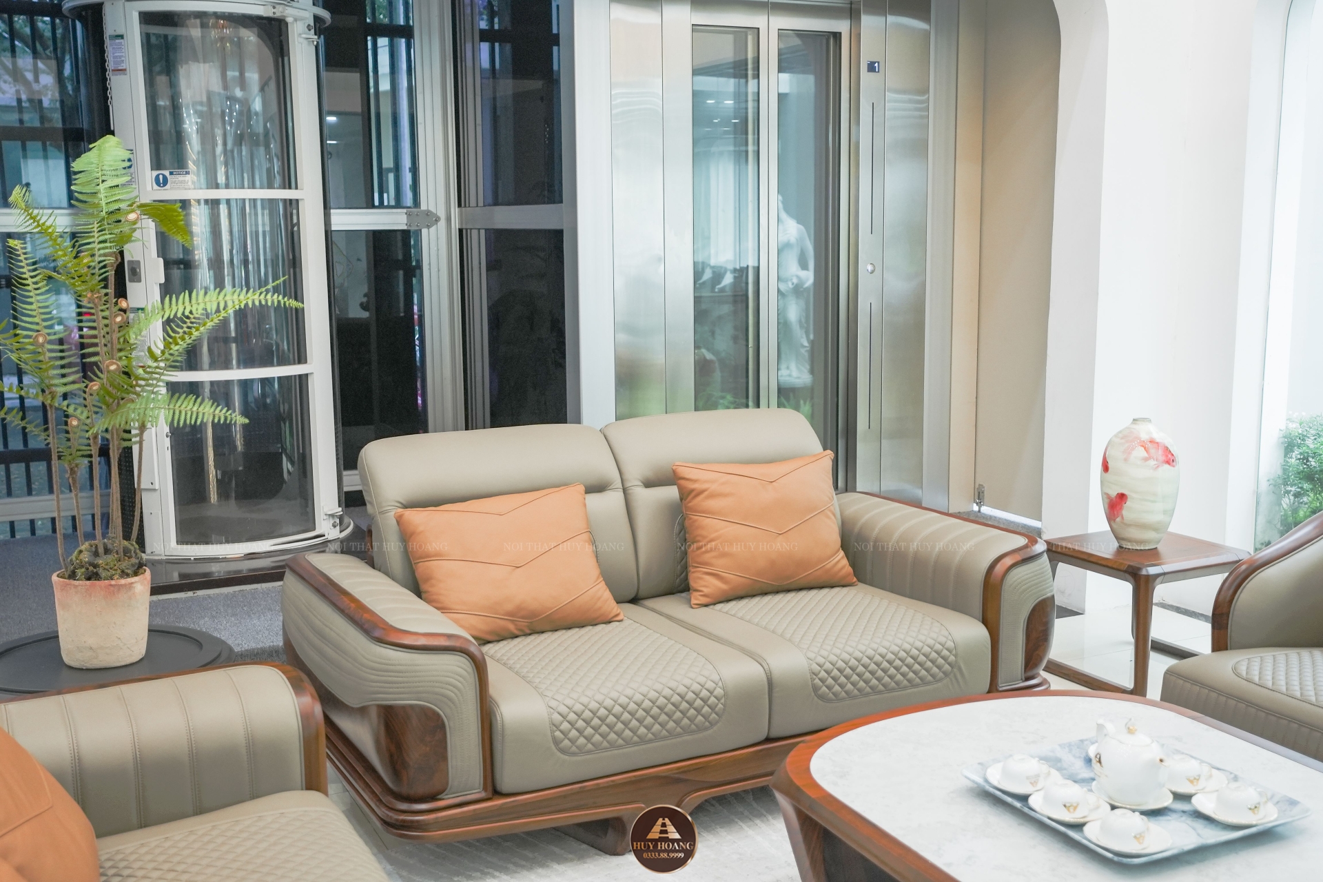 Bộ sofa gỗ óc chó hiện đại Avalon Curve