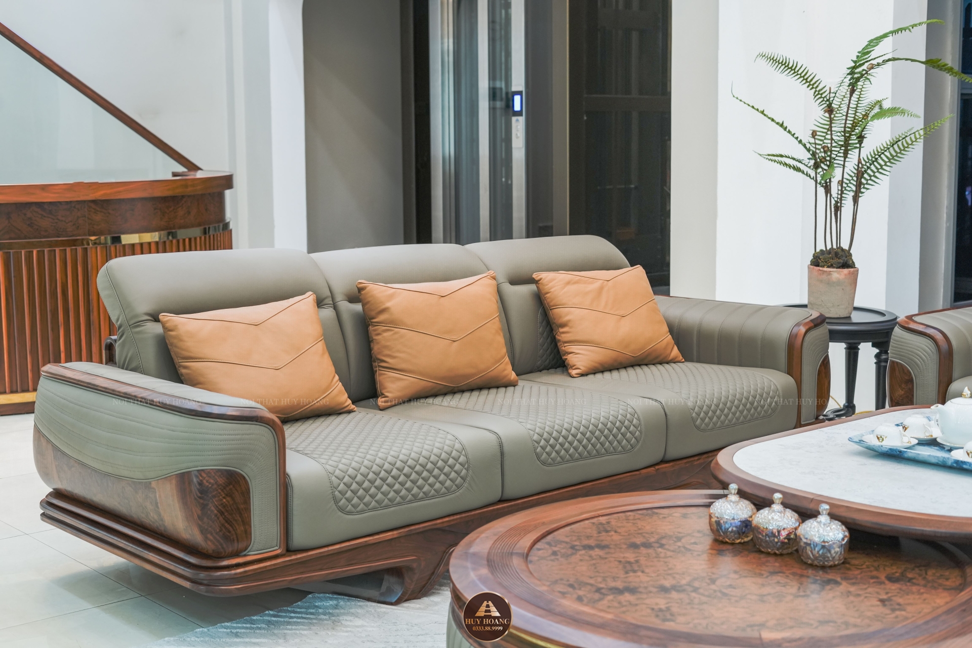 Bộ sofa gỗ óc chó hiện đại Avalon Curve