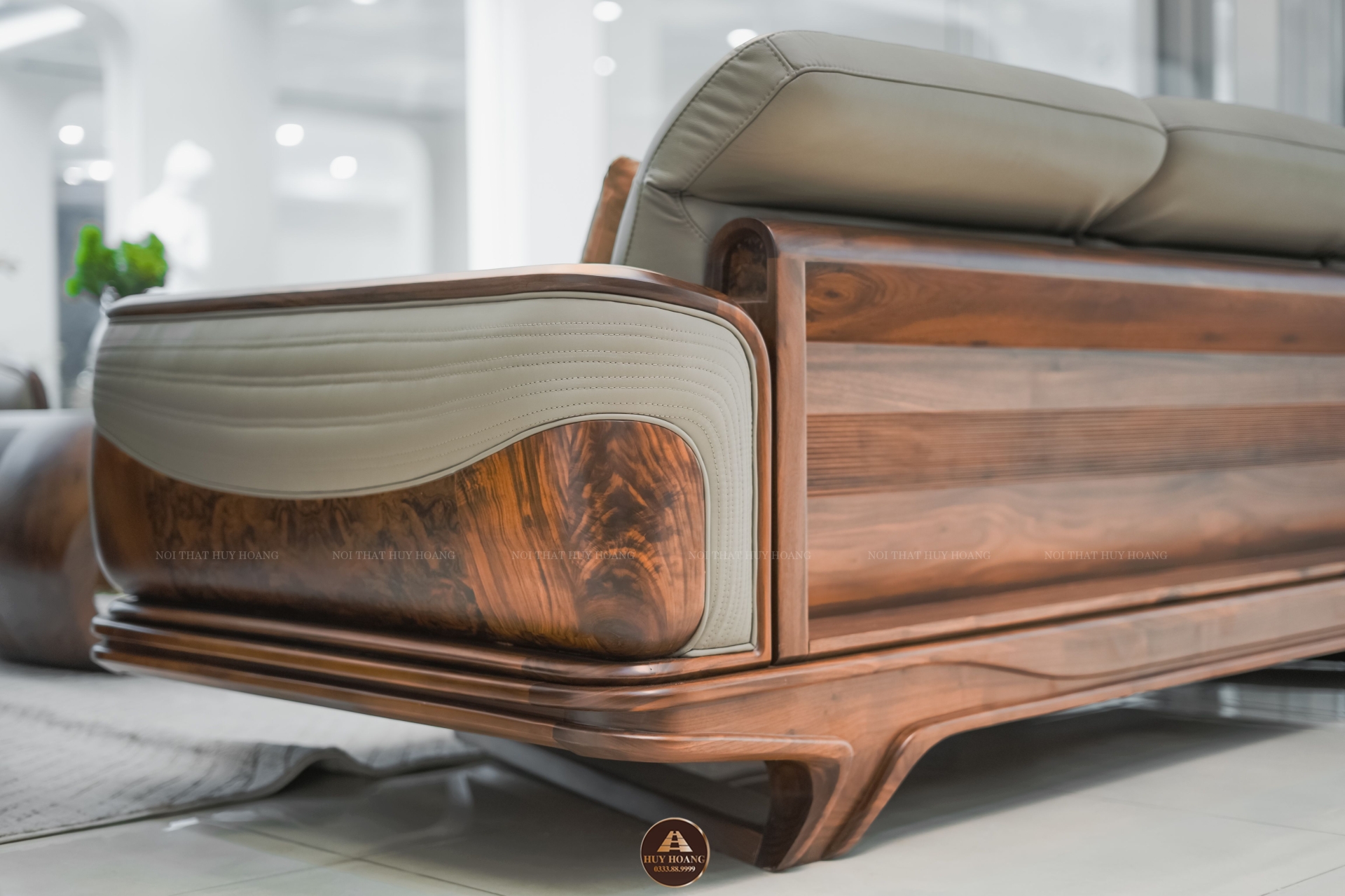 Bộ sofa gỗ óc chó hiện đại Avalon Curve