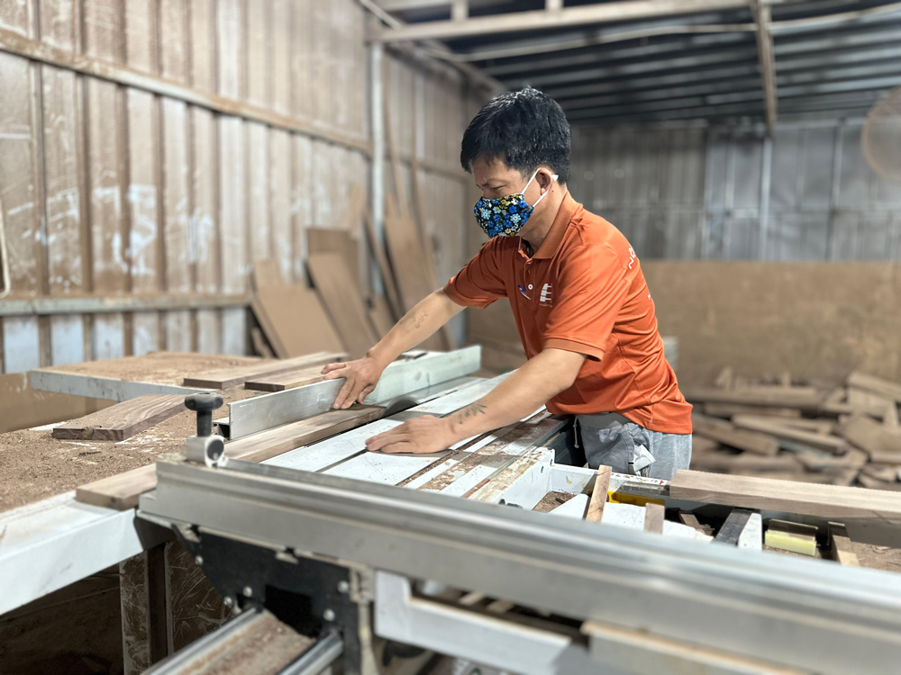 quy trình thi công nội thất gỗ óc chó