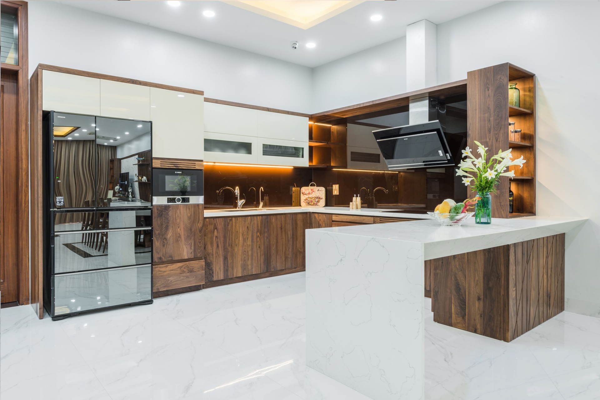lợi ích của tủ bếp gỗ óc chó
