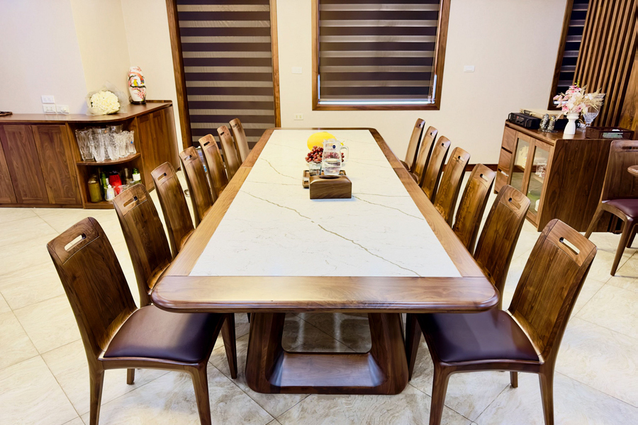 c&aacute;c mẫu b&agrave;n ăn gỗ &oacute;c ch&oacute; mặt đ&aacute;