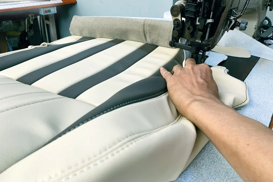 quy tr&igrave;nh bọc da sofa gỗ &oacute;c ch&oacute;