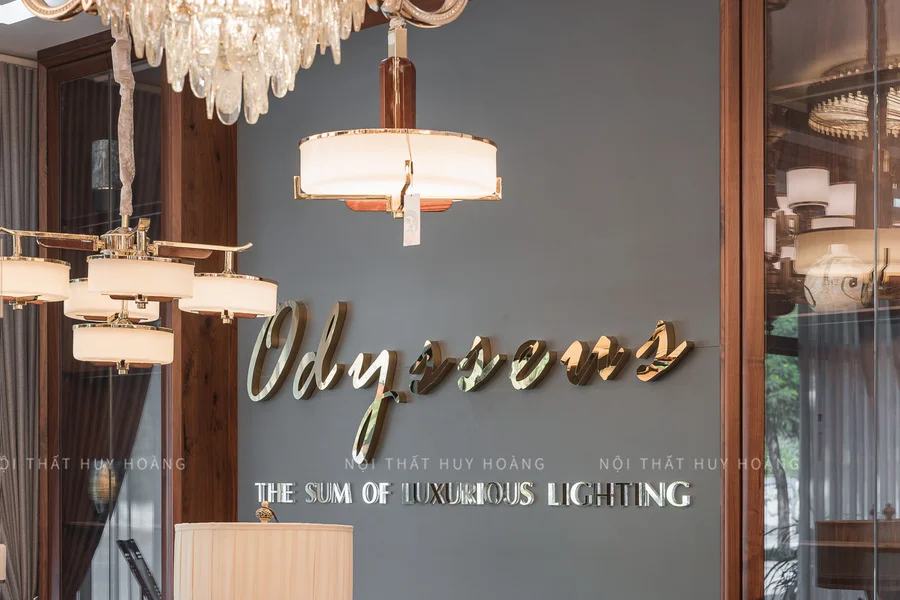 Showroom Nội thất gỗ óc chó Huy Hoàng tại Quảng Ninh