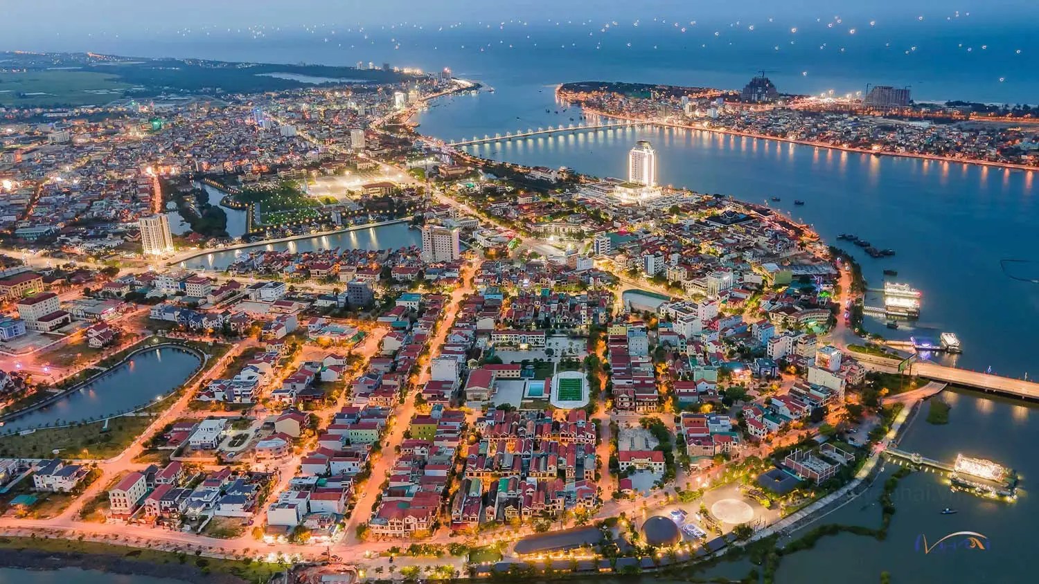 nội thất gỗ óc chó tại Quảng Bình