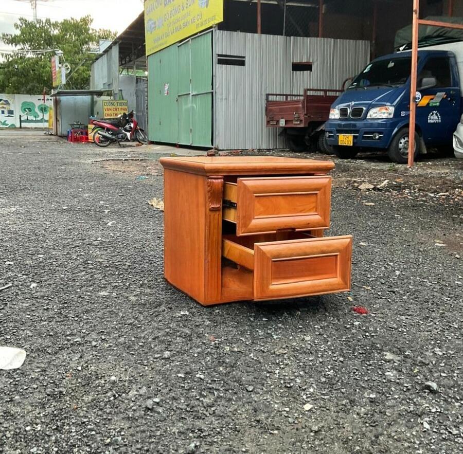 Tủ đầu giường gỗ gõ đỏ
