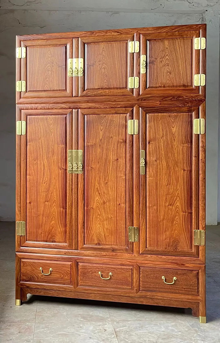 Tủ quần áo 3 buồng gỗ gõ đỏ