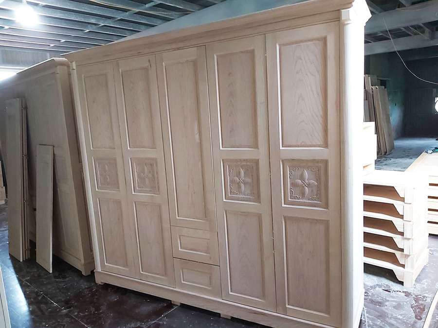Tủ quần áo gỗ tần bì