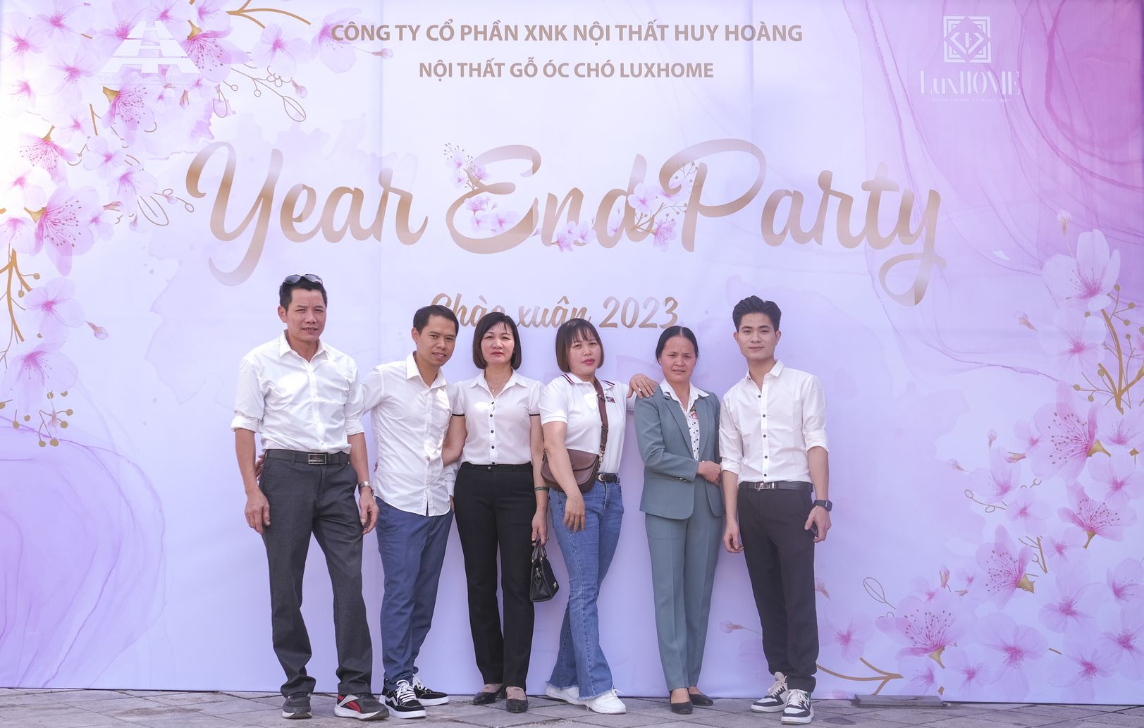 nội thất gỗ óc chó luxhome