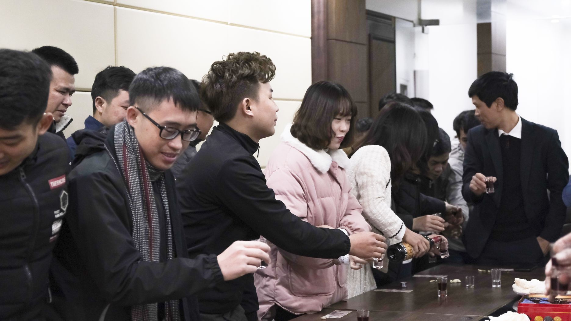 Nội thất gỗ óc chó luxhome