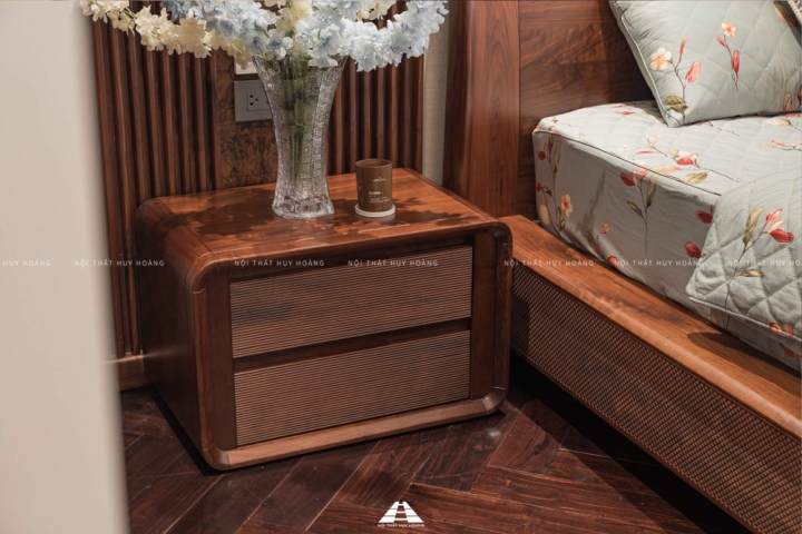 Táp đầu giường gỗ óc chó