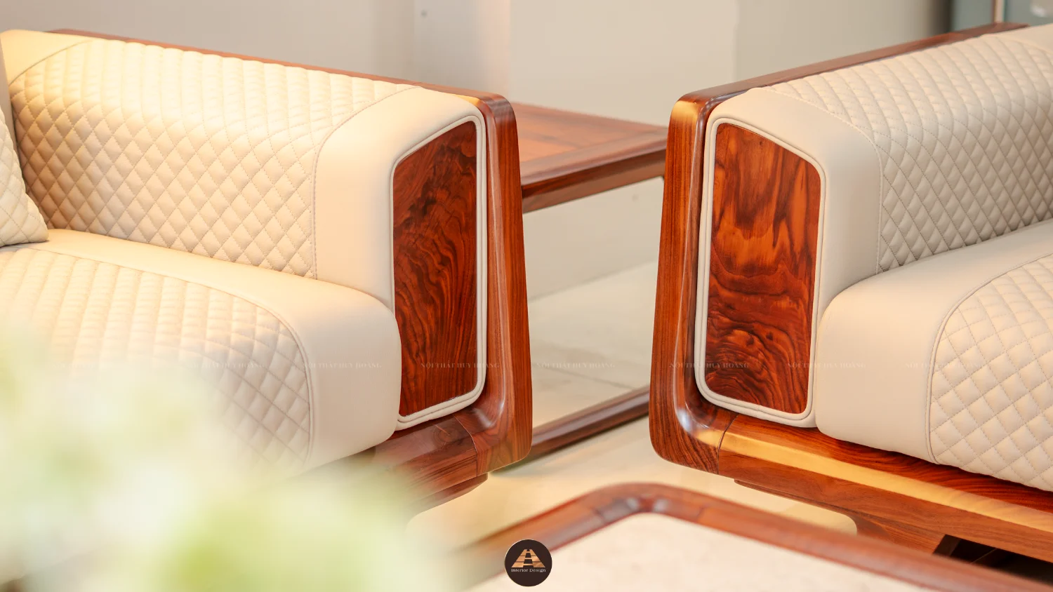 Sofa gỗ óc chó Avalon Aura