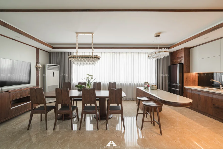 Showroom Nội thất gỗ óc chó Huy Hoàng tại Quảng Ninh