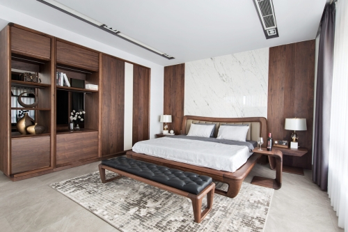 Táp đuôi giường gỗ óc chó mẫu 02